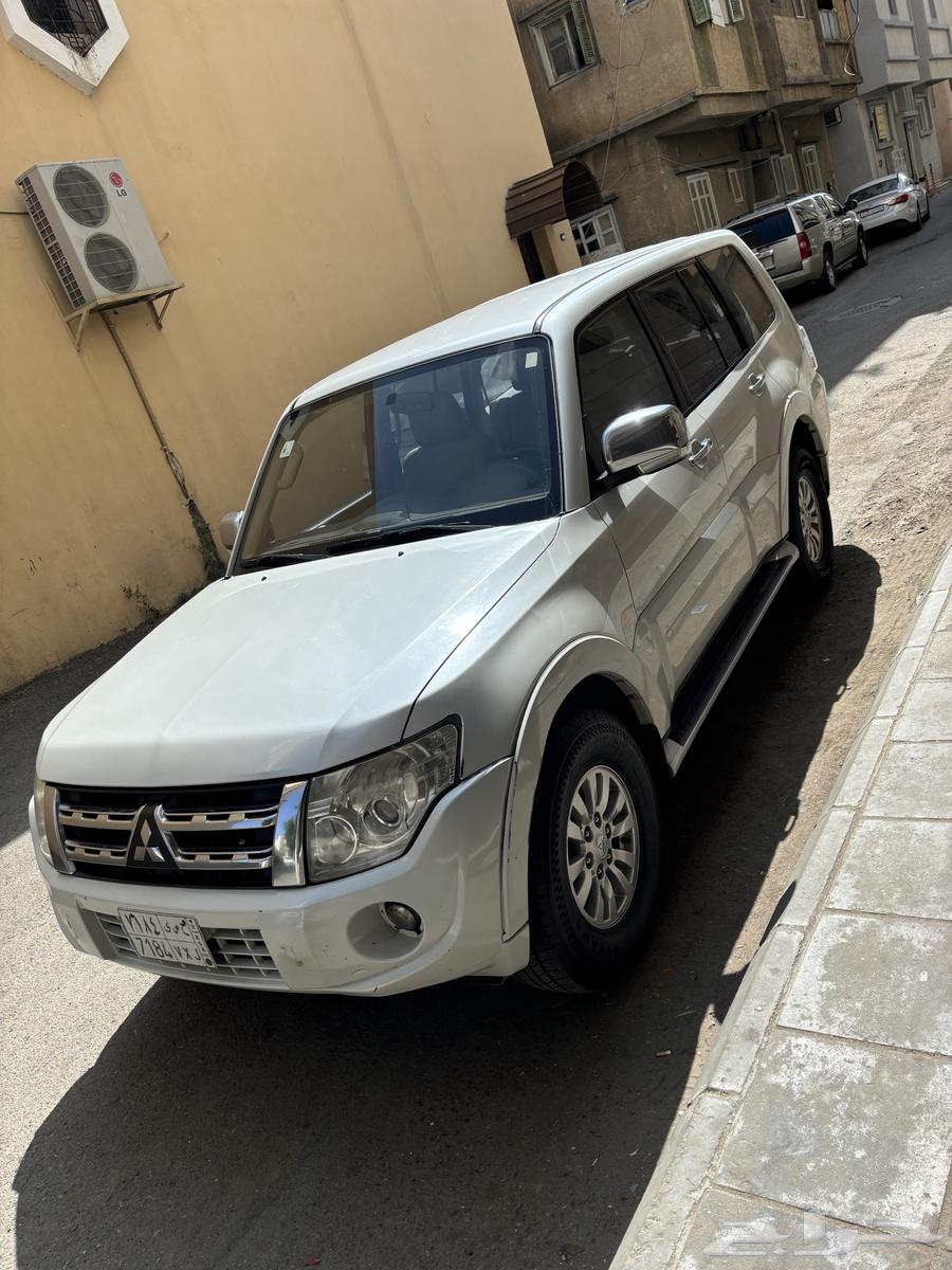 White pearl Pajero, clean and for urgent sale63328679070722114