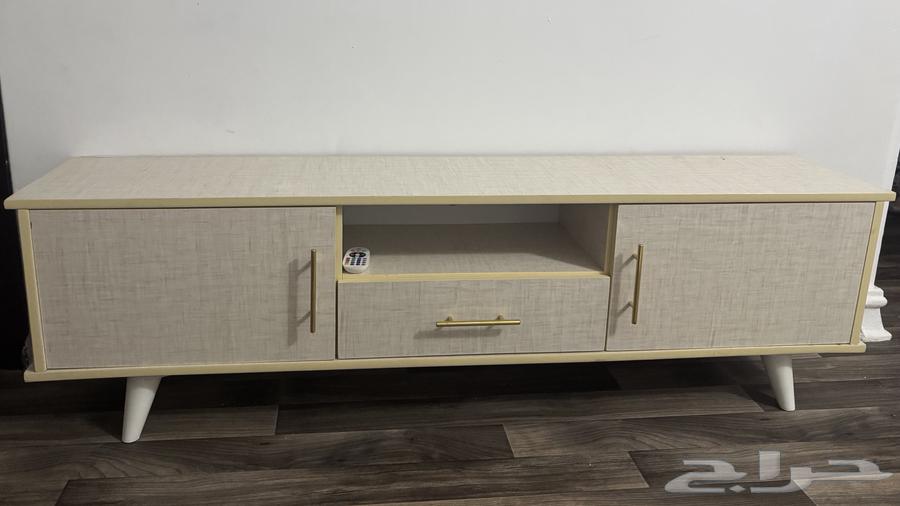 TV table  
TV stand63215122301186111