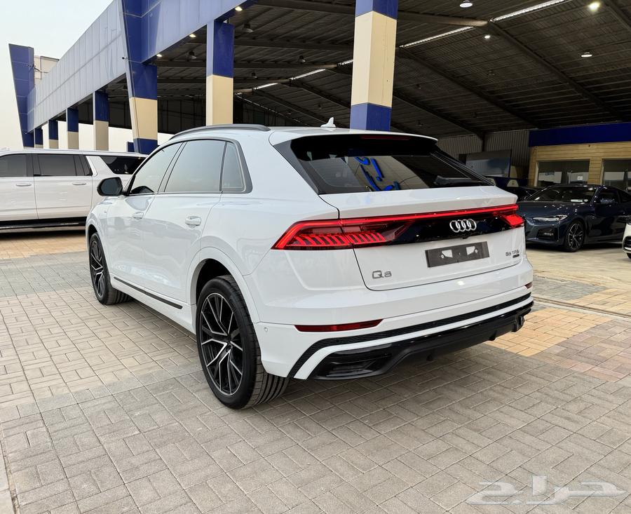 (( تم البيع )) اودي Q8 2020 sline بلاك اديشن على الضمان63327192467587113