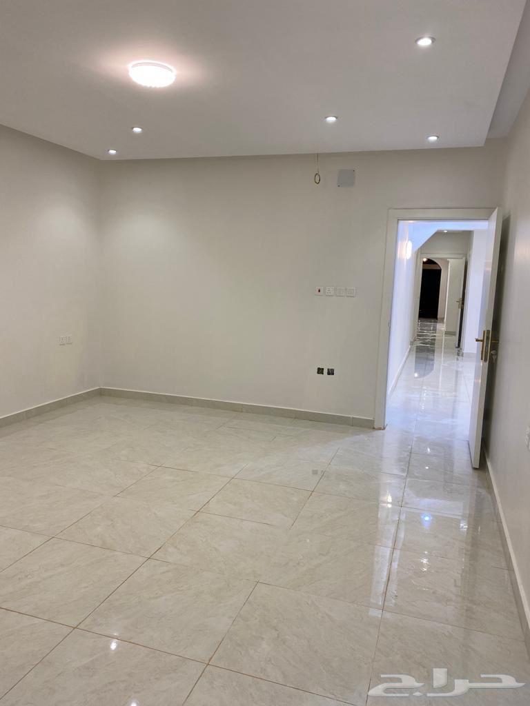 للإيجار شقة بالمجمعة63008794792577112