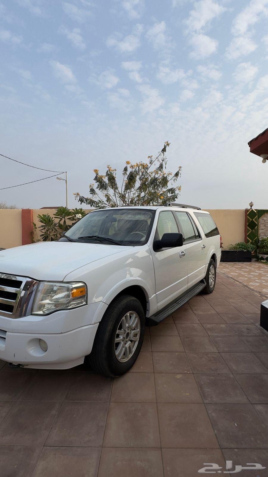 Sold Ford Expedition Saudi 2014 model first owner sold63326921056771112
