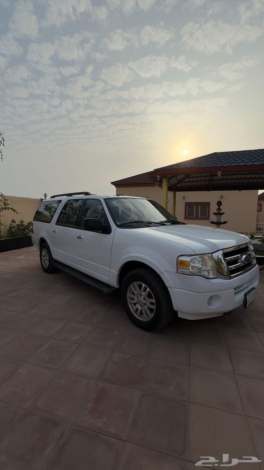 Sold Ford Expedition Saudi 2014 model first owner sold63326921056771111