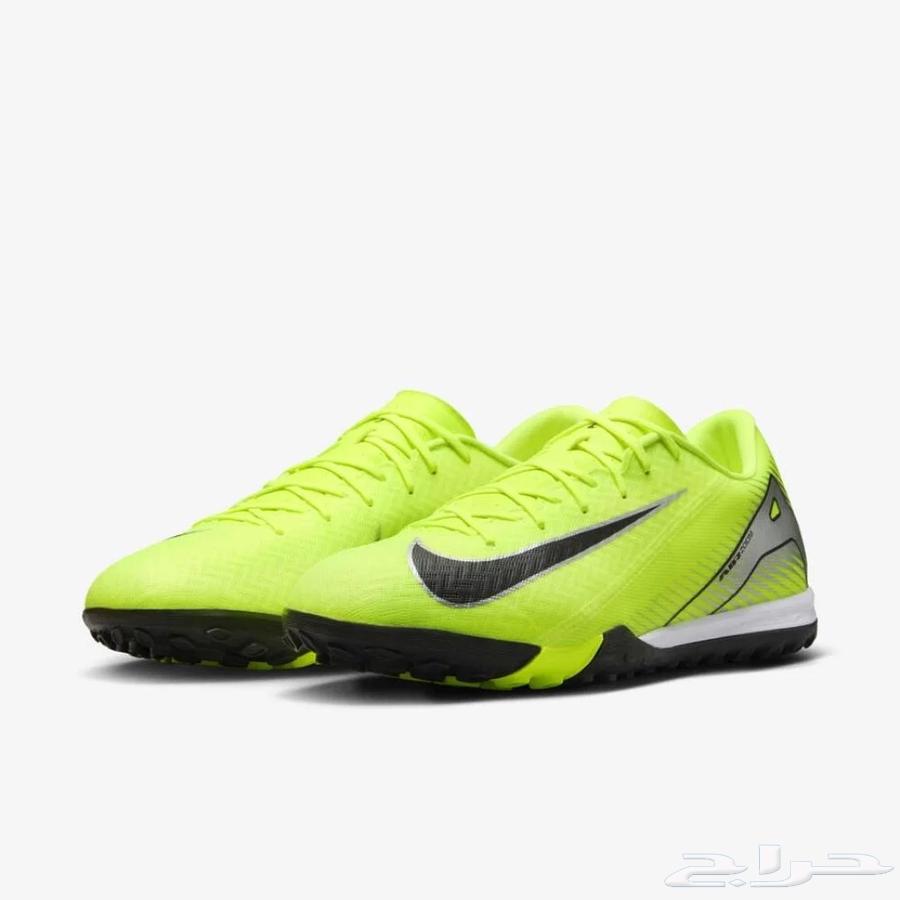 Nike football shoe63215110814979110