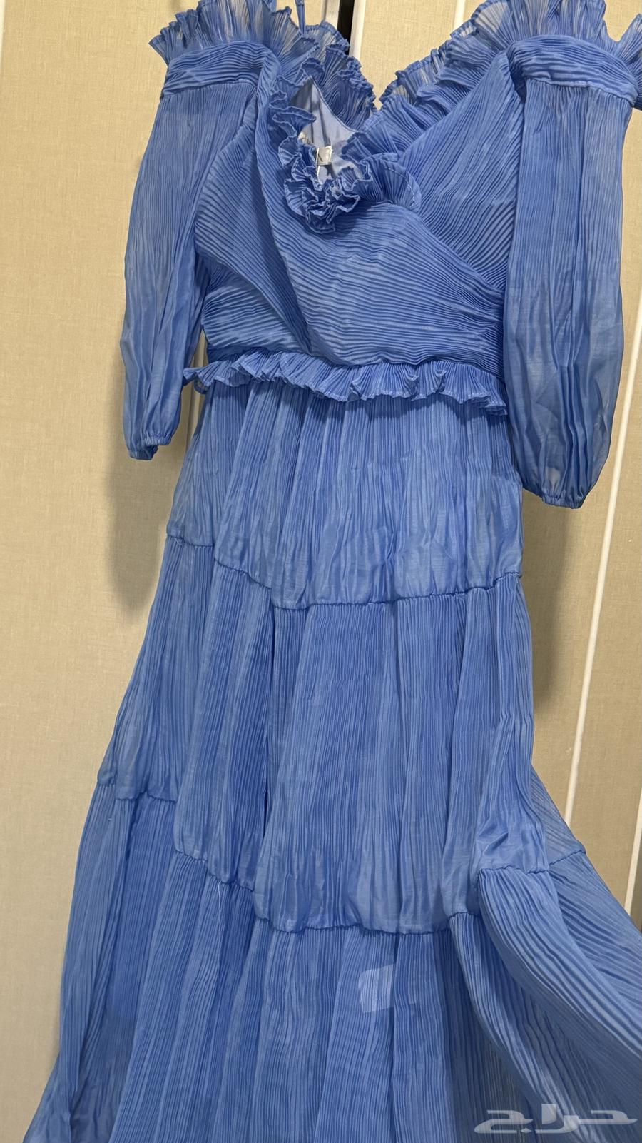 A new luxurious backless dress suitable for Eid, size M63523341495937112
