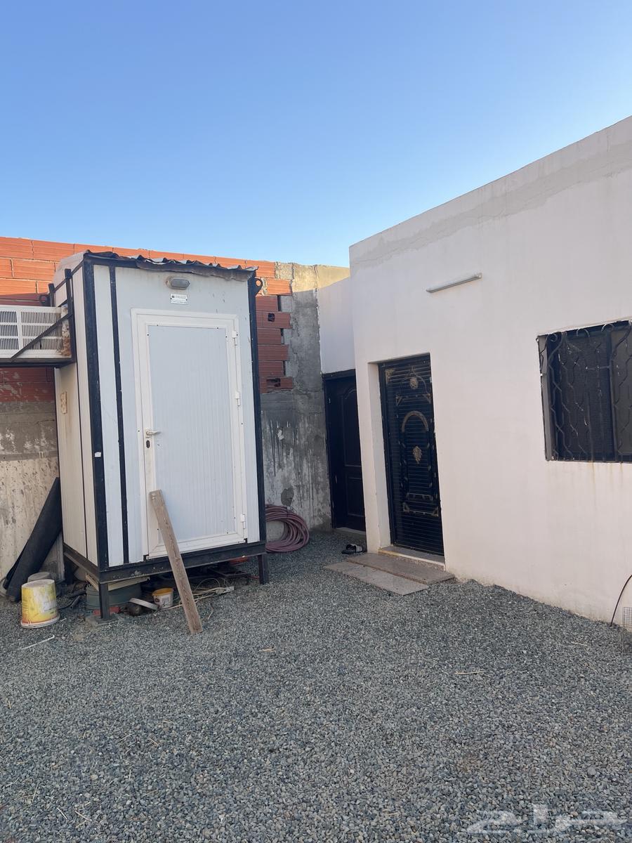 Rooms for rent for noble workers or a courtyard with a room and bathroom62884374616577114