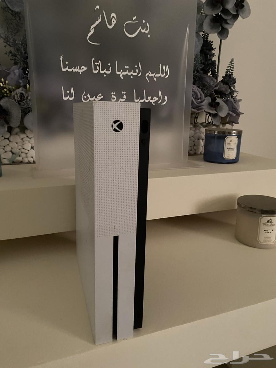 For sale, a clean Xbox device63211122779010111