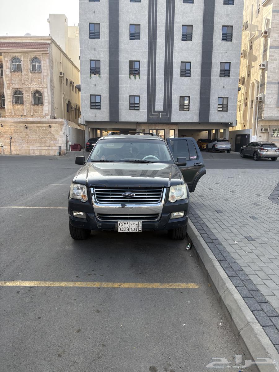 Ford Explorer 201063322924348291111