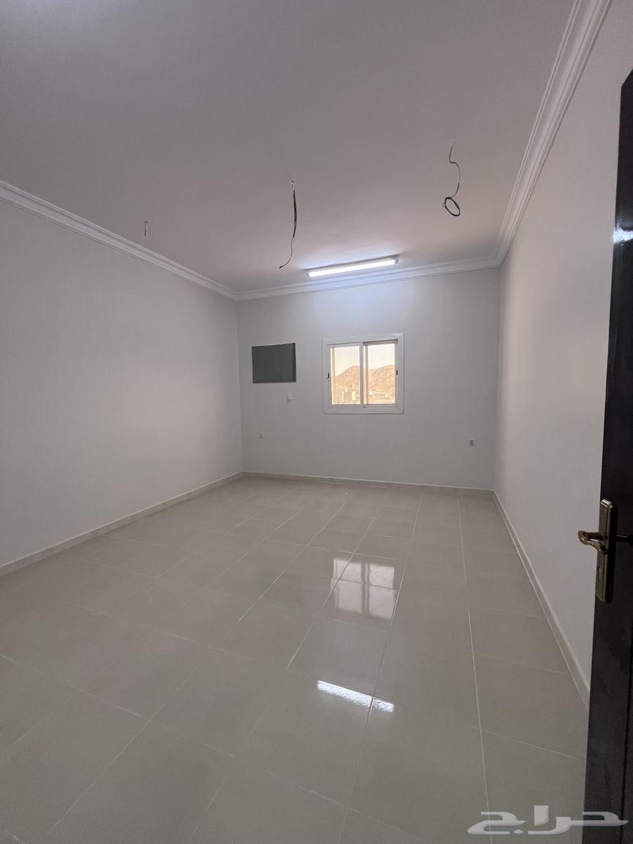 للبيع عماره 5 شقق شغل نظيف وسعر مناسب63008859634435112