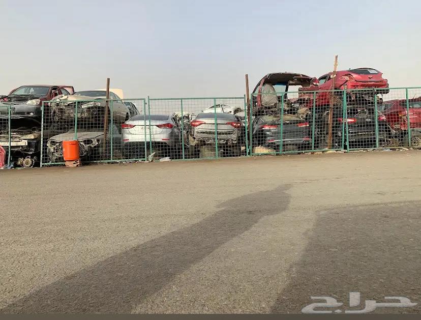 Providing all new car spare parts and from scrapyards63321734358530111