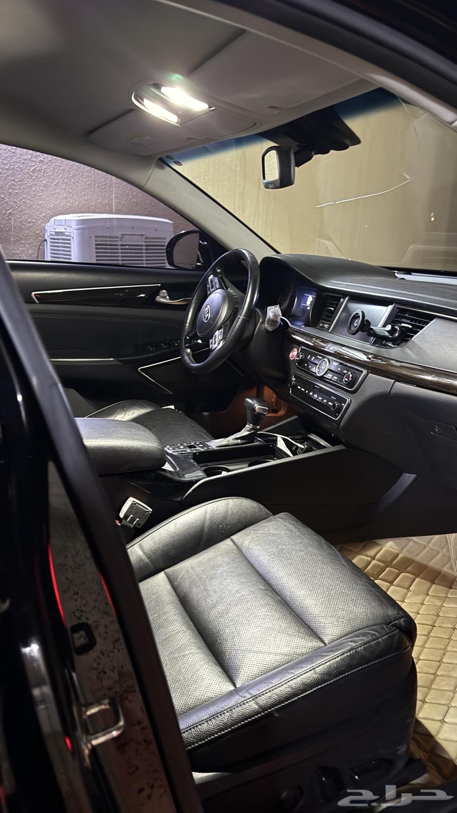 Kia Kadenza 2019 diesel engine with transmission condition in good cosmetic shape, mileage 170.63317245379459113