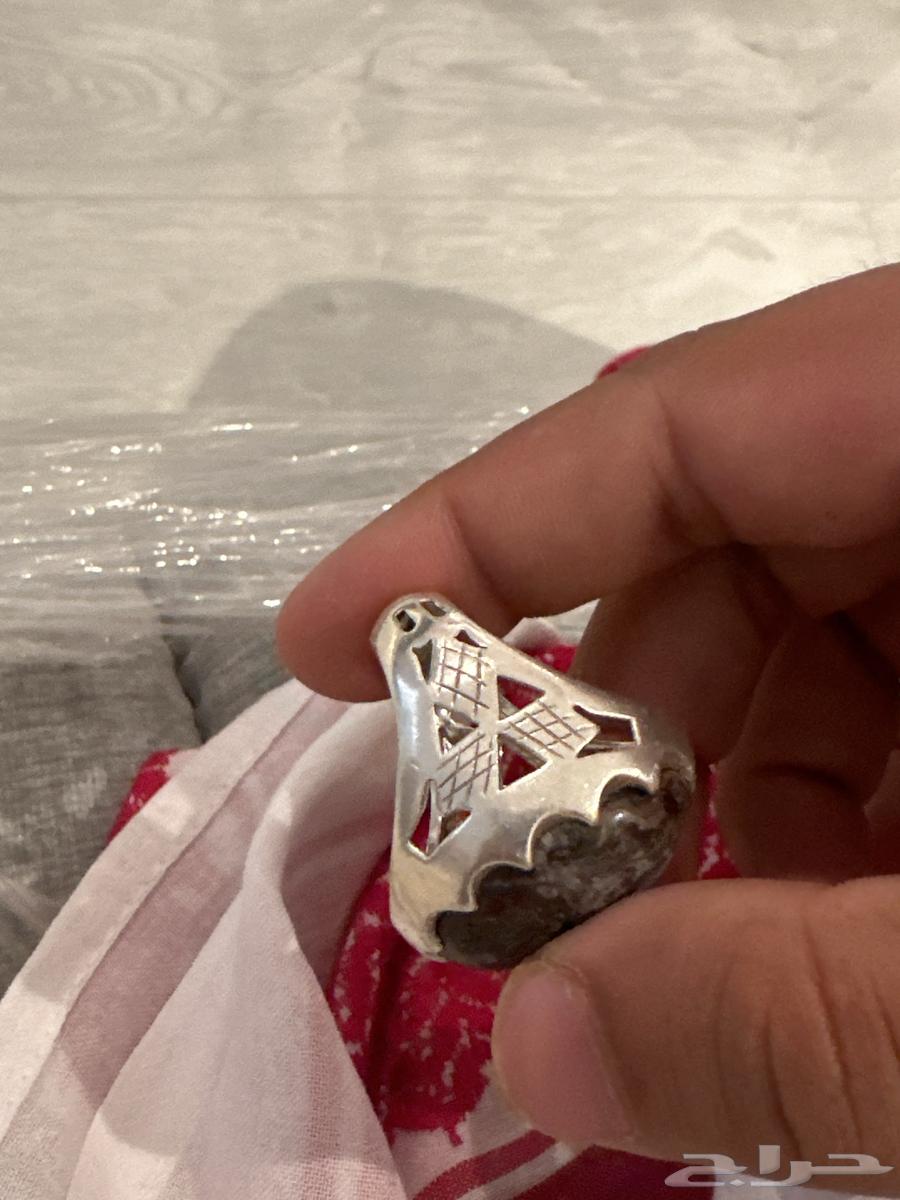Suleiman ring, red inlaid silver, locally crafted 925 silver. Price: name your offer63209052827267111
