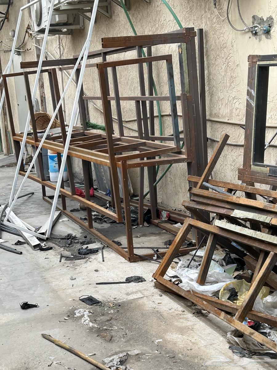 Iron theater for sale to the highest bidder63209048924547111