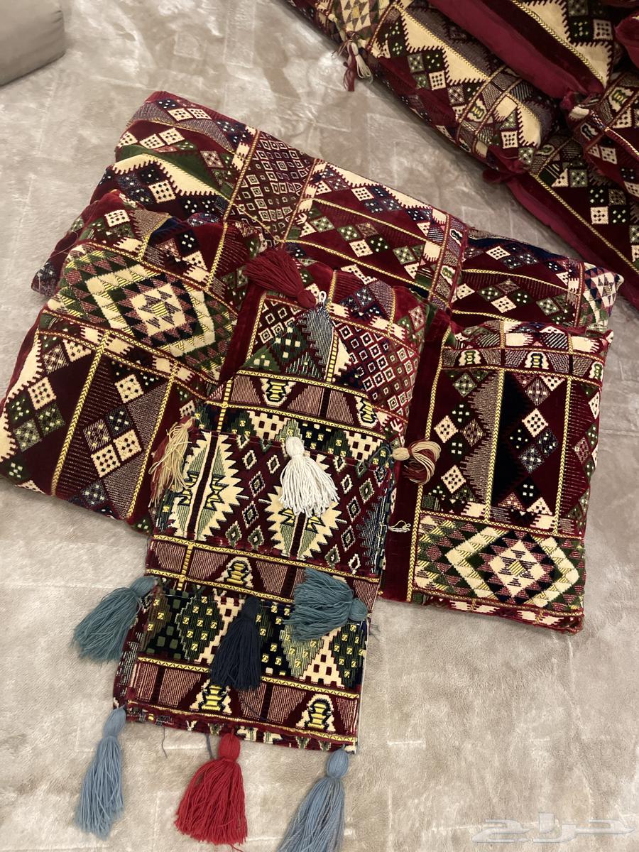 Winter socks, 6 pieces  
Matches, 2 pieces63522460539139111