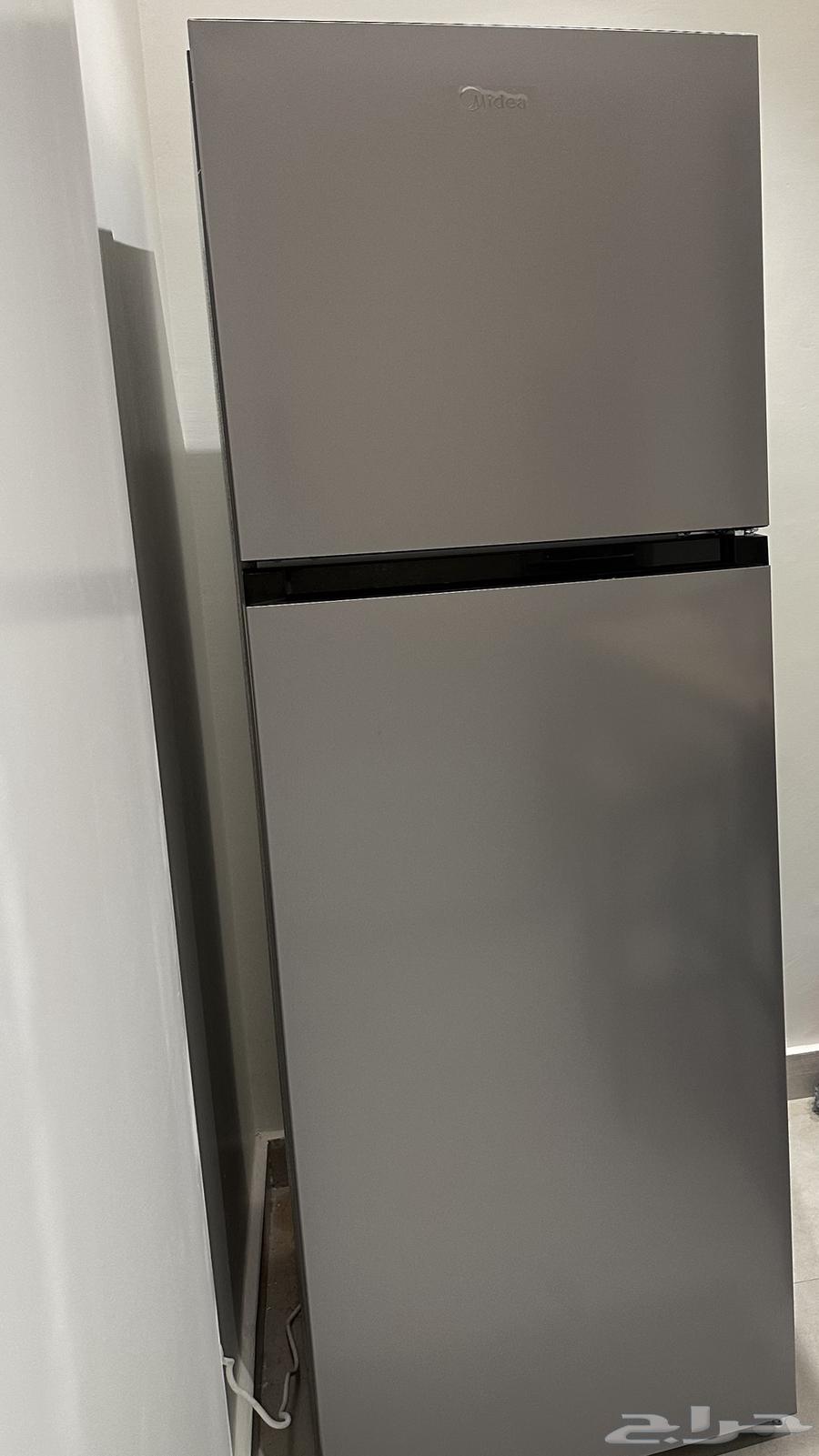 Extra 9 cubic feet silver refrigerator with 3 cubic feet freezer63206108742403112
