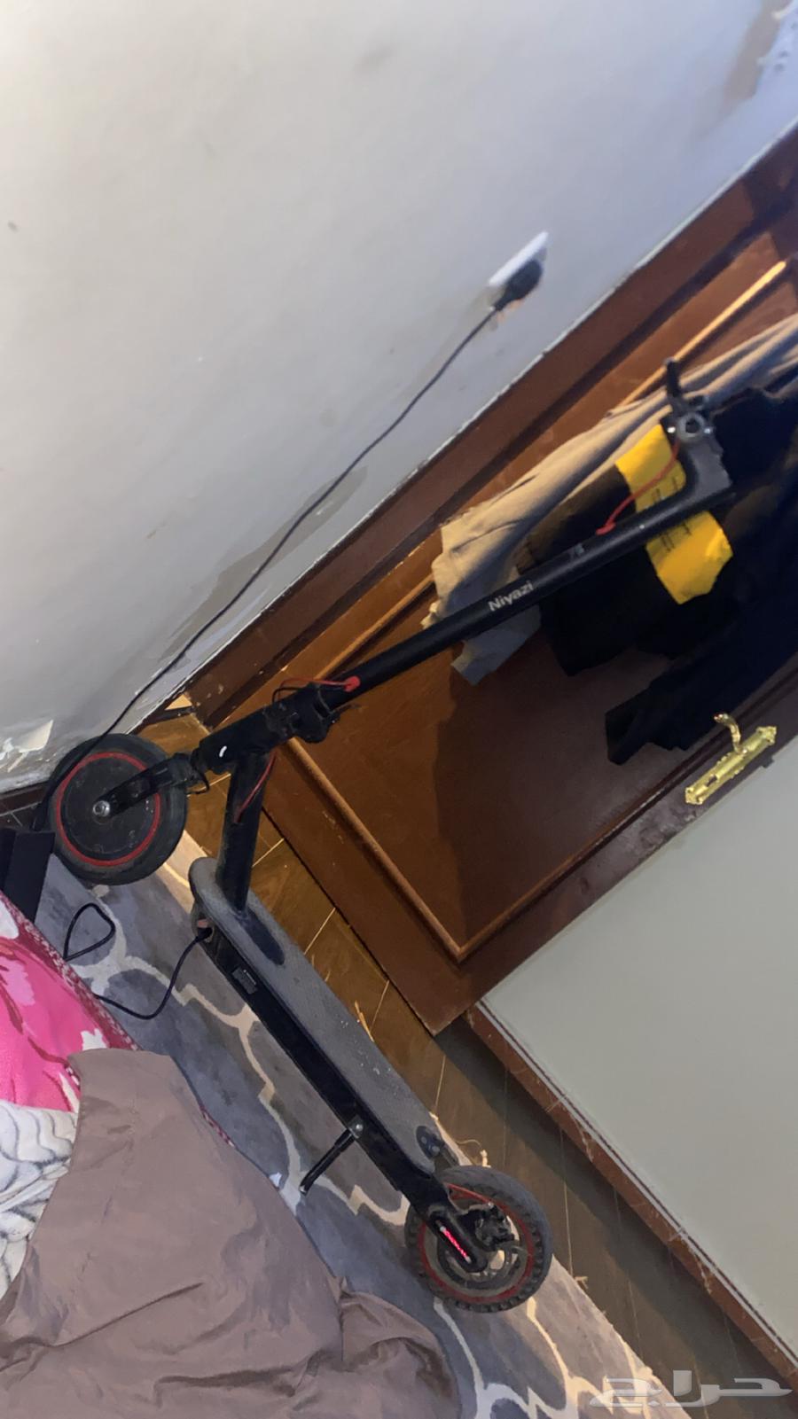 Original electric scooter that reaches 70 and has a speed limiter63207605564034110