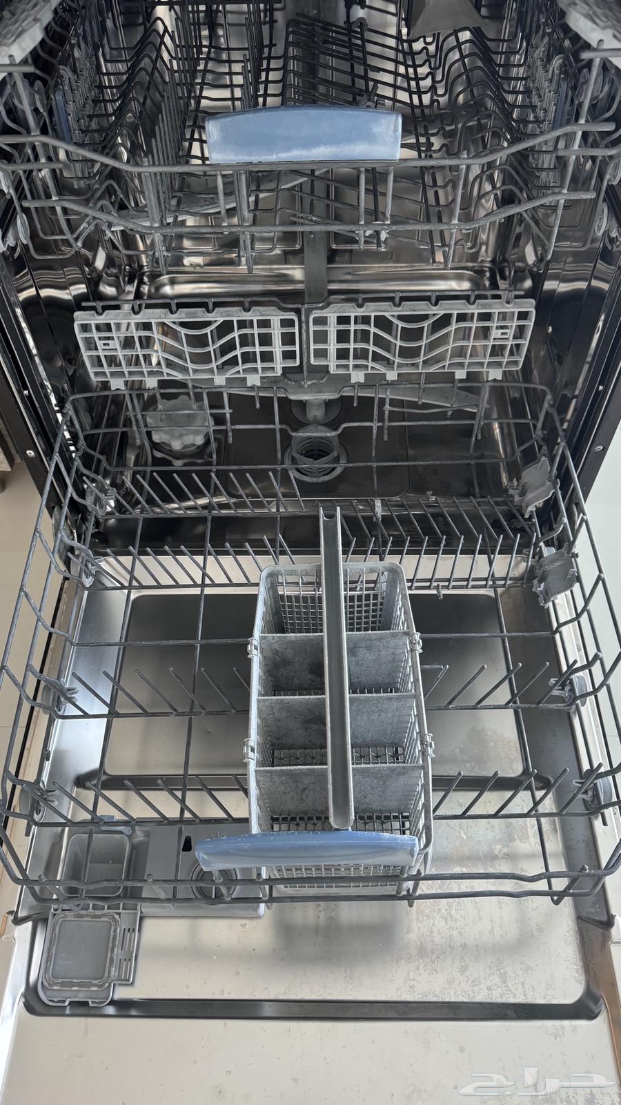 Dishwasher63208136770305113