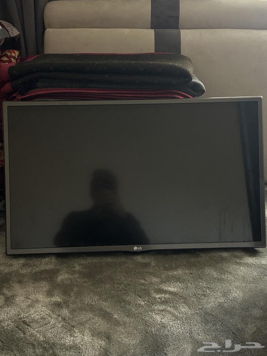 للبيع تلفزيونات واحد LG والثاني Samsung مستعمله63207101239809113