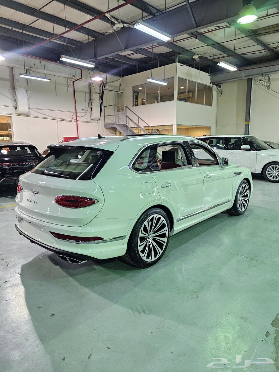 Bentley Bentayga 202263316814729731113