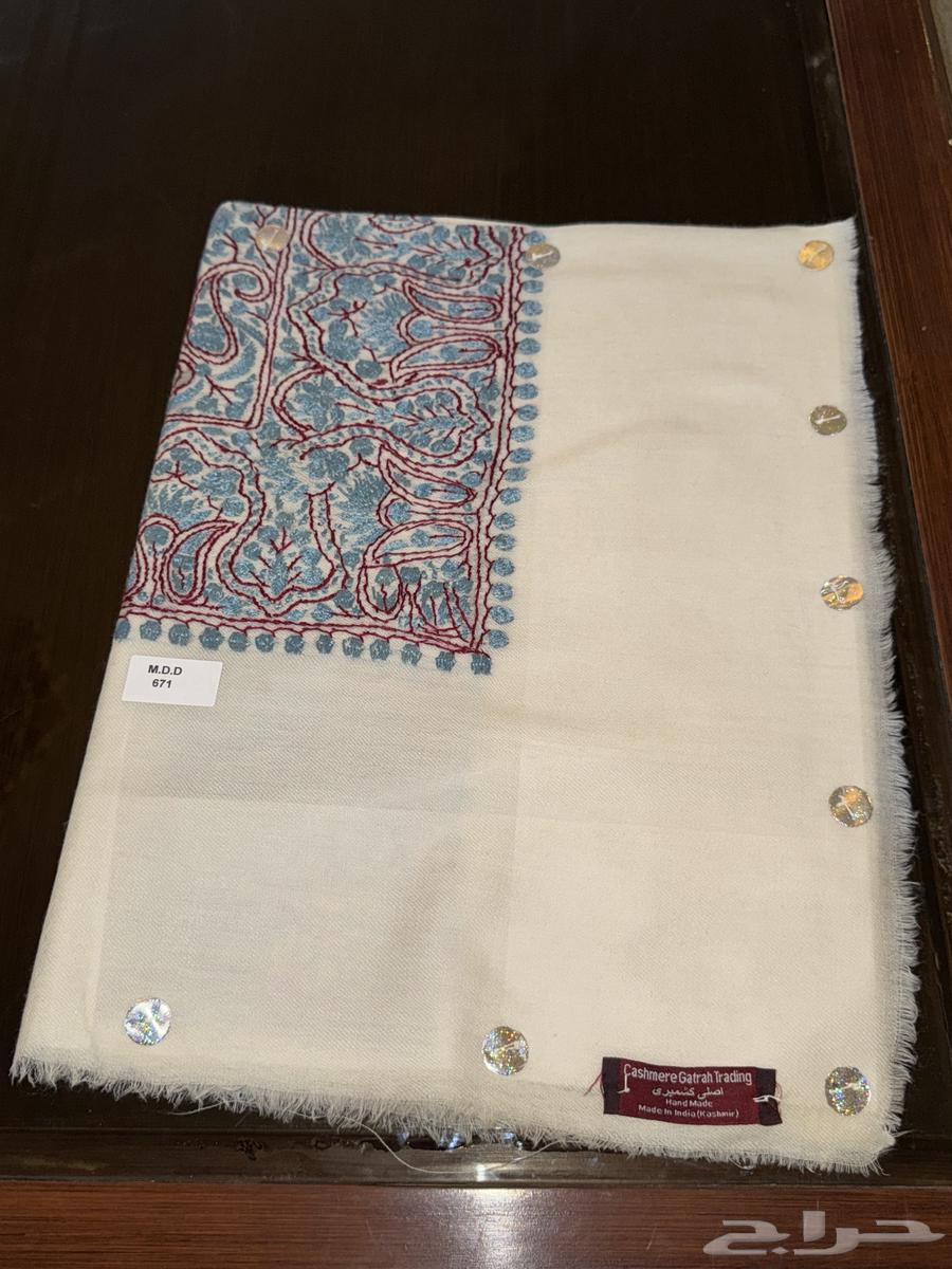 Kashmiri shawls on display for Eid at 500, buy before prices rise and the cold arrives632061125390091122