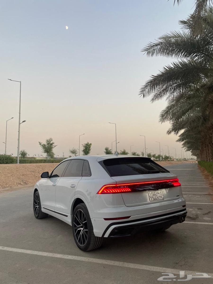 Audi Q8 2022 S-line, low mileage, under warranty and maintenance.63312208769667113