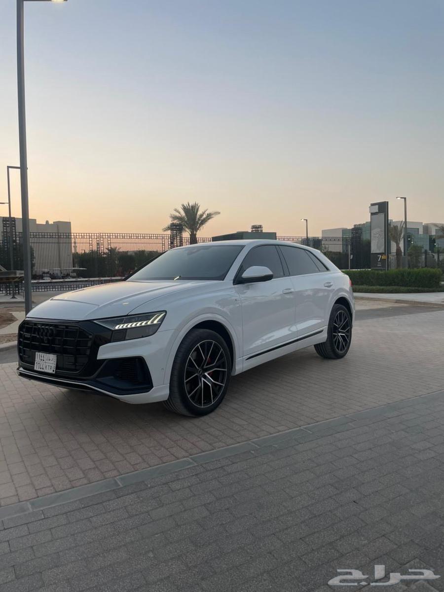 Audi Q8 2022 S-line, low mileage, under warranty and maintenance.63312208769667114