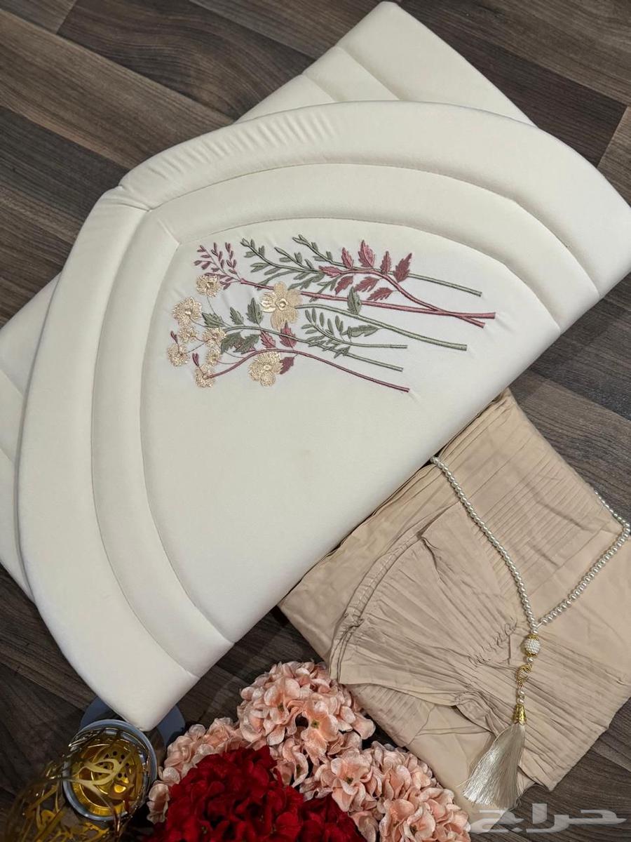 Mother's gift: a prayer mat, a prayer sheet63209085508482114