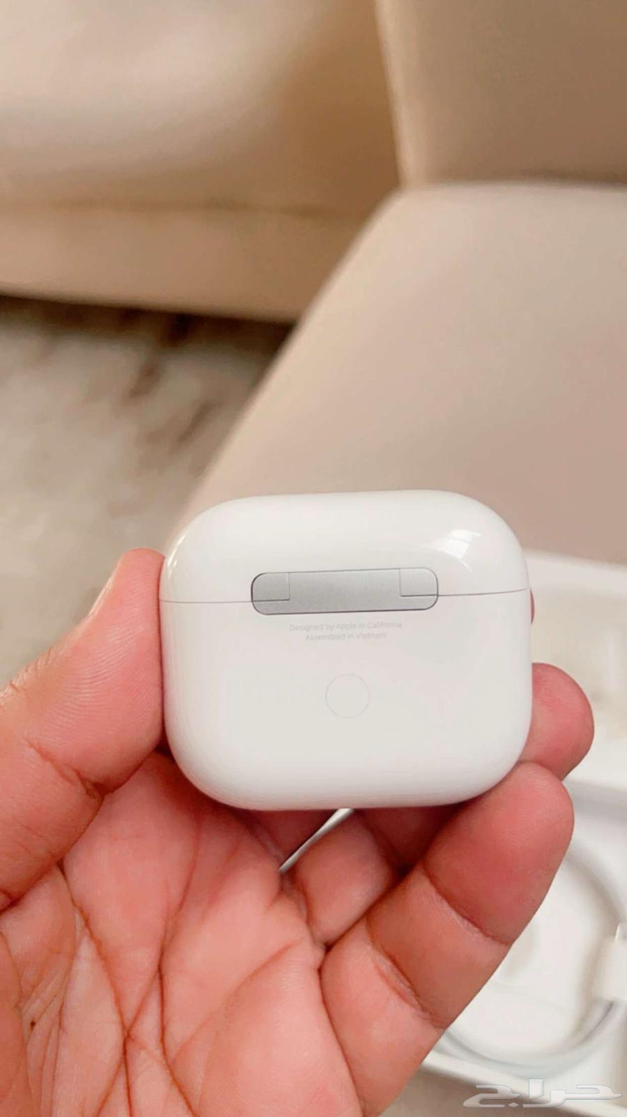 Apple headphones63203911756033111
