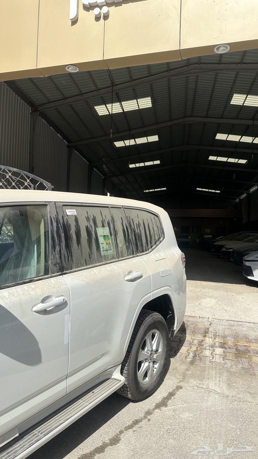 Special offer for Land Cruiser 2024 L1 gasoline, Saudi version, priced at 254,000 including tax63310737036802111