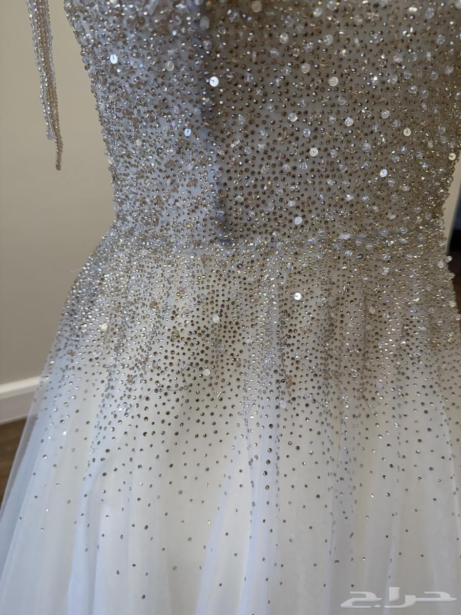 Luxurious dress for sale63203396798722114
