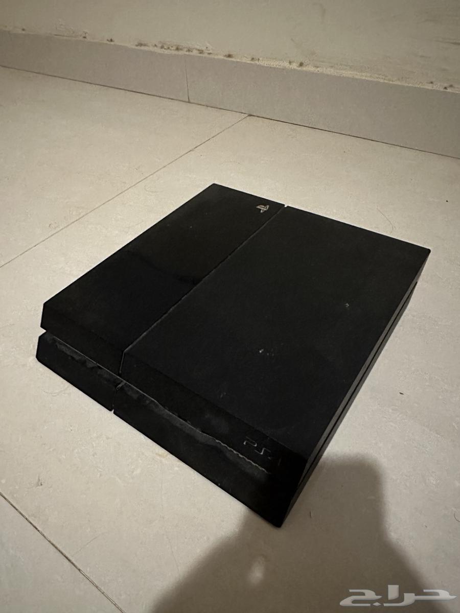 Sony 4 with hand63205095795843112