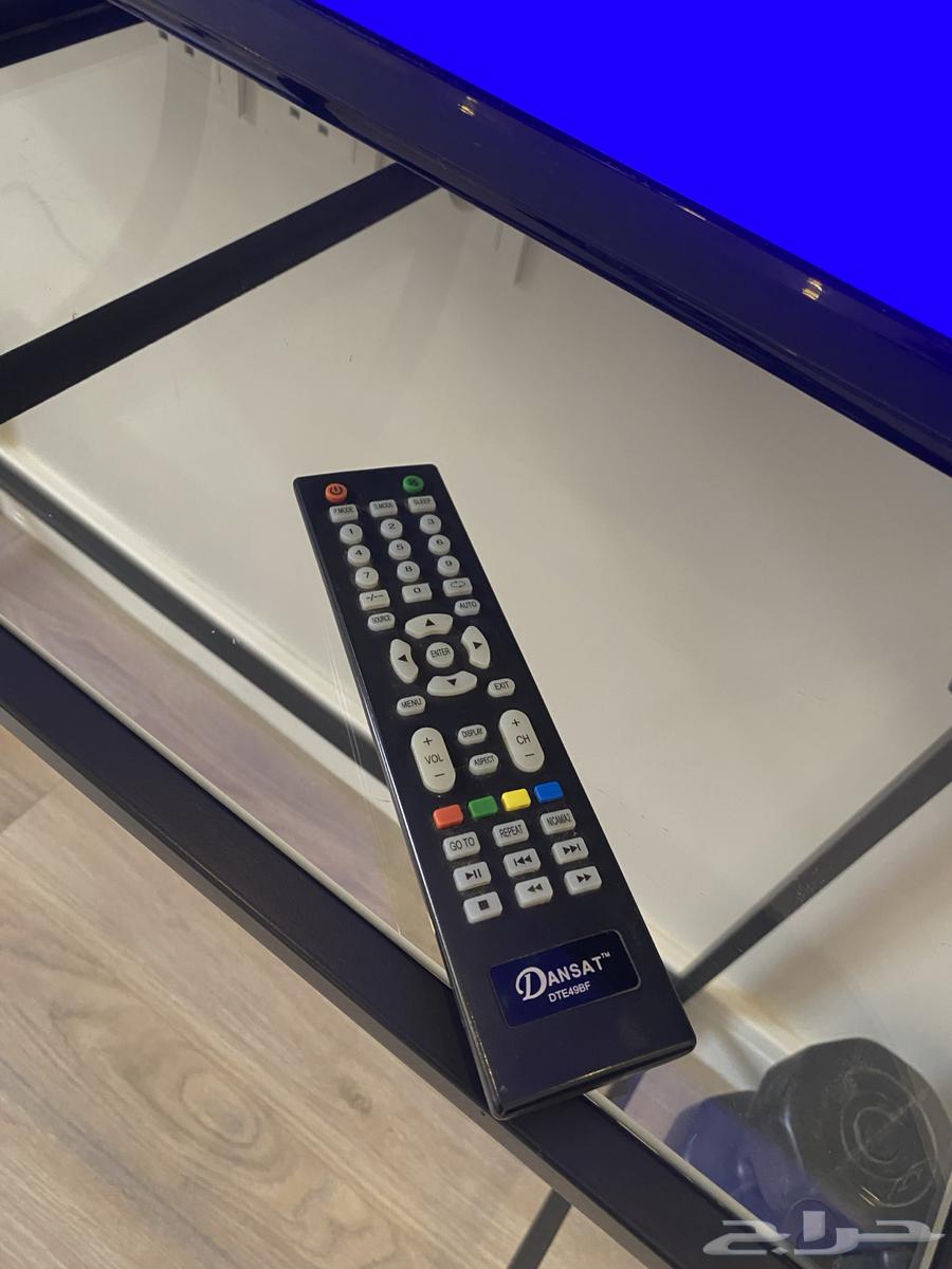 49-inch Dansat screen in excellent condition with stand and remote control63204506552067112