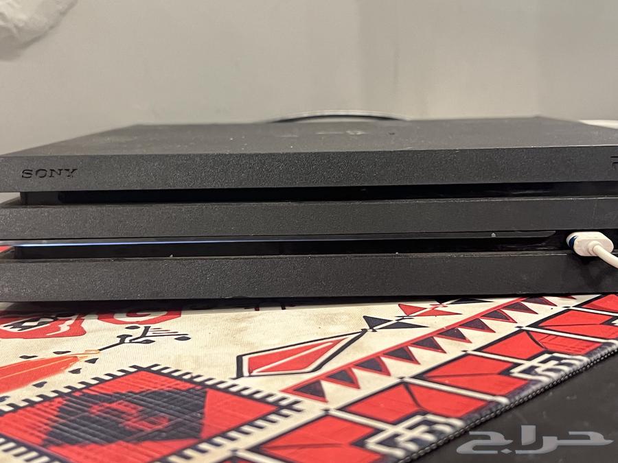 Sony PS4 Pro and a Nikon screen63206119613953114
