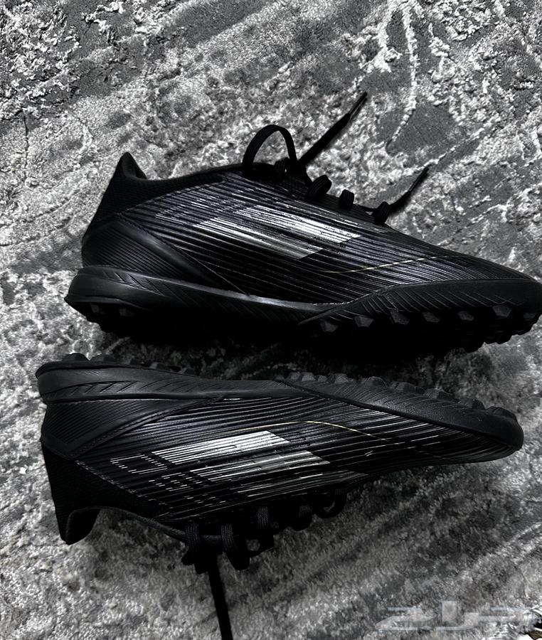 Original Adidas football shoe63205575517186112