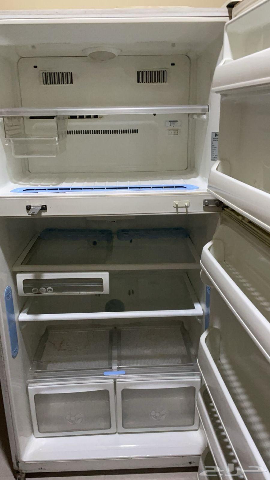 LG refrigerator, price 350, 110 volt line, for sale63202894384386111