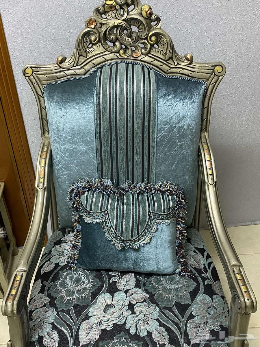 Selling sofa offer63204561445379113