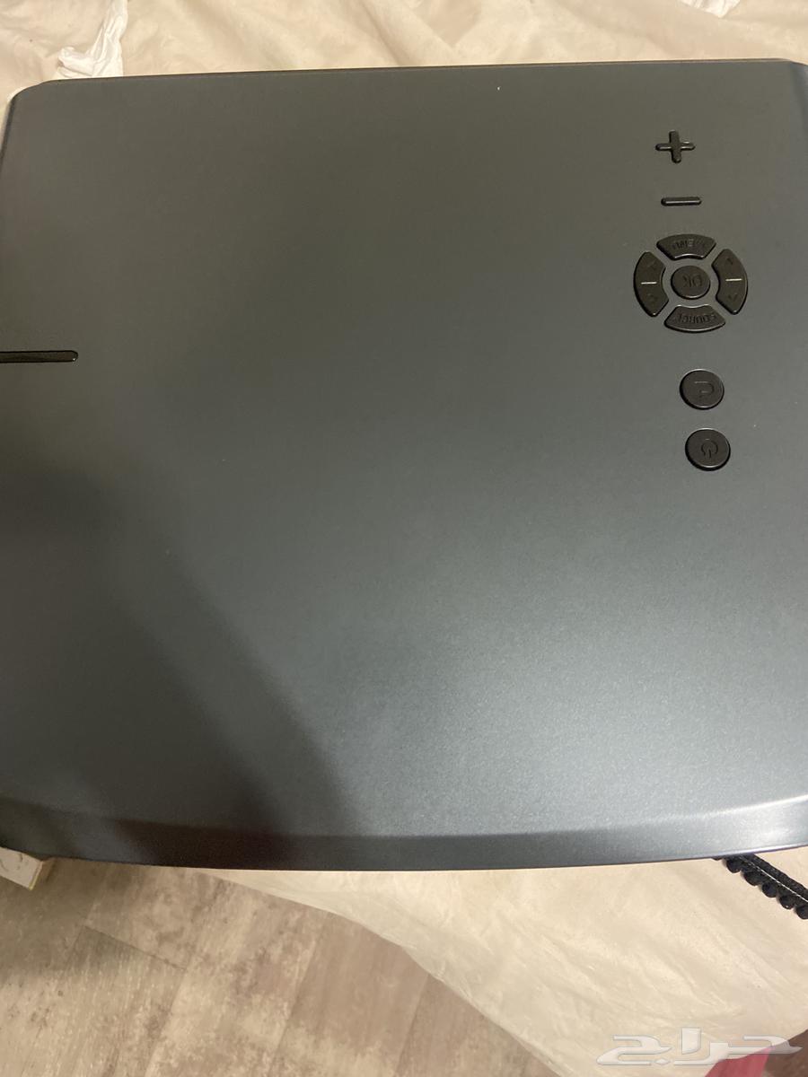 Projector63203946308738111