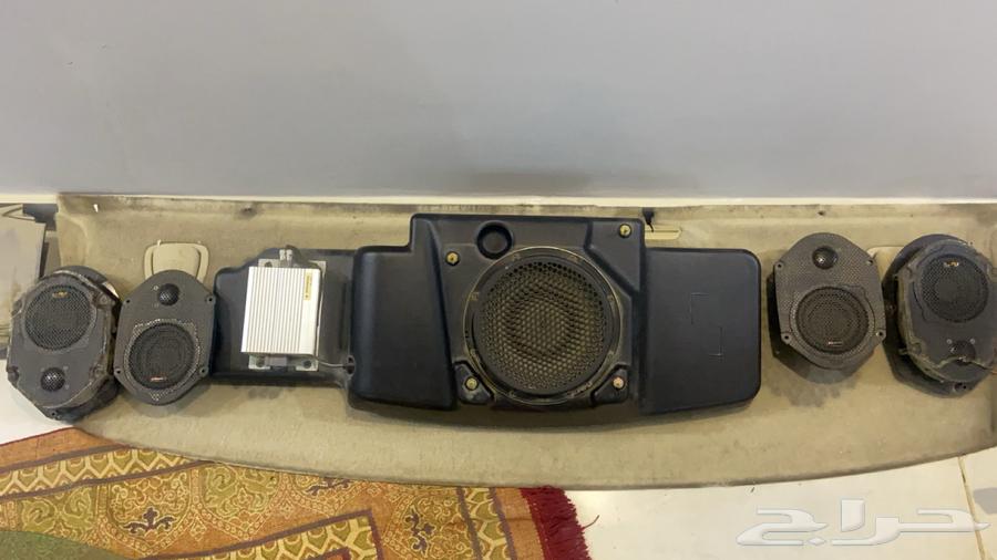 Audio system with amplifier and equalizer for Lincoln Town Car 200363307846395778110