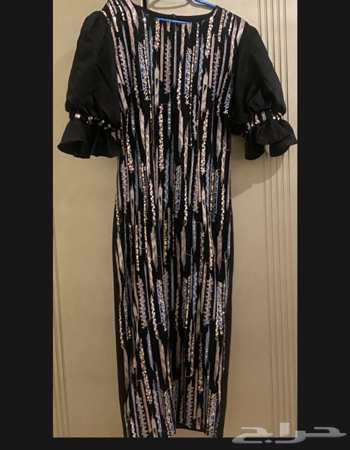 A new dress from Oprah, fits medium and large sizes63519947648770111