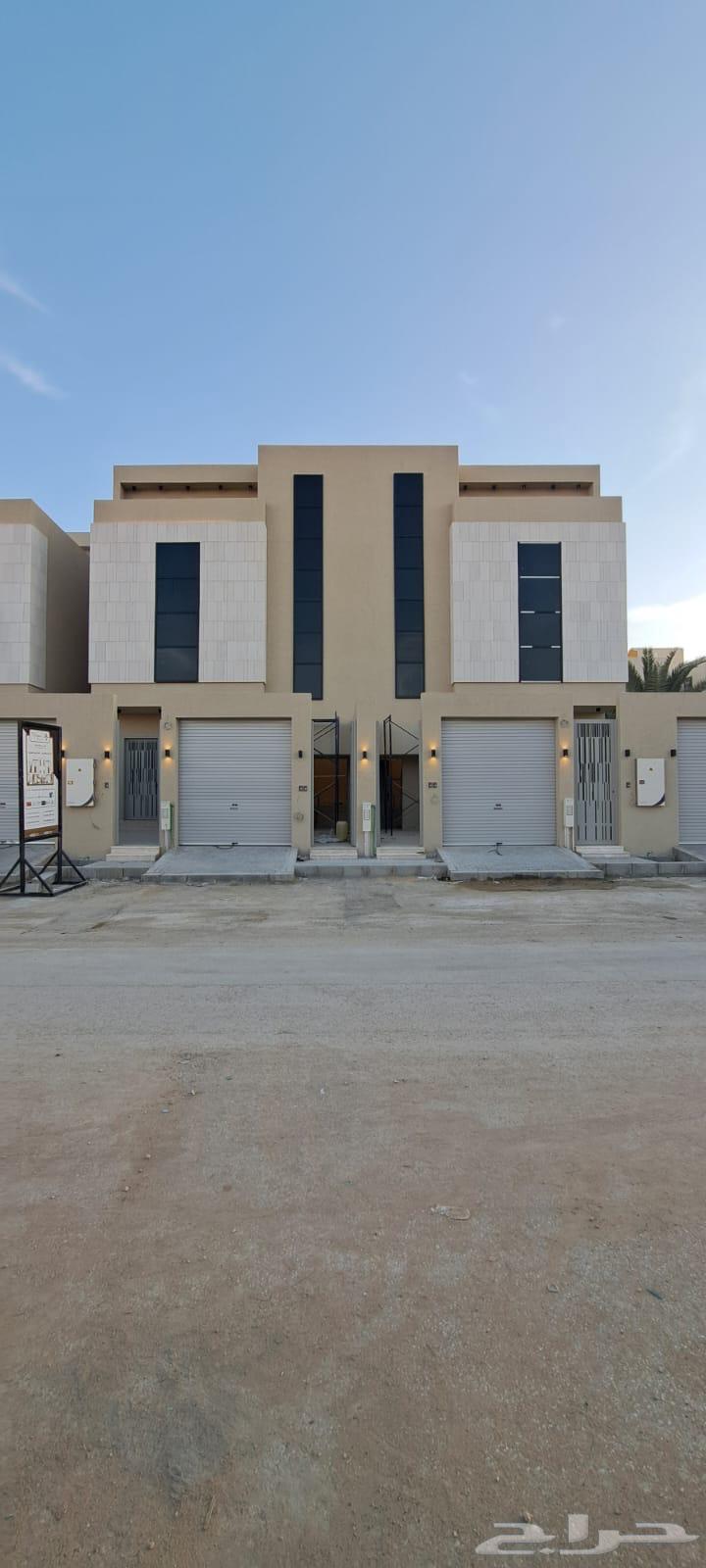 دور أرضي للبيع بحي طويق63009268196865111