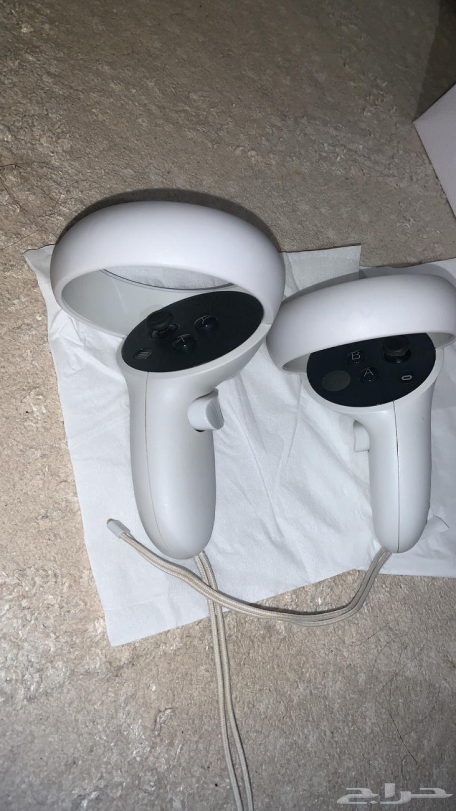 In AR Oculus Quest to monitor the virtual world63199858253825113