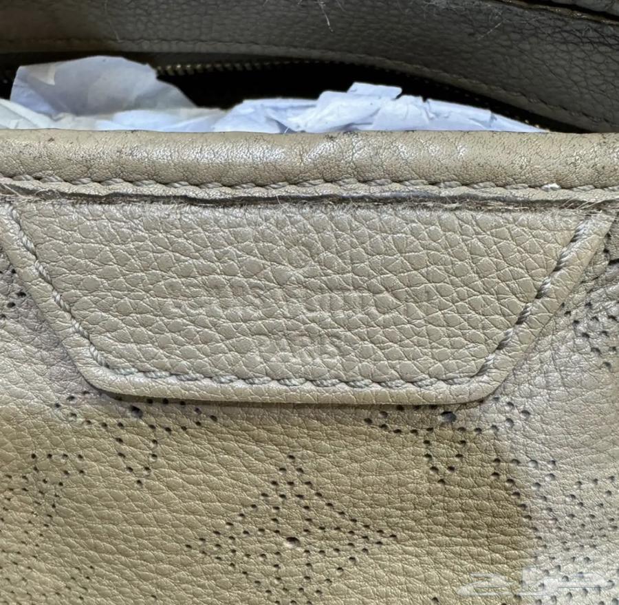 Louis Vuitton Stellar Mahina Leather Bag Gray Large63200385534723112