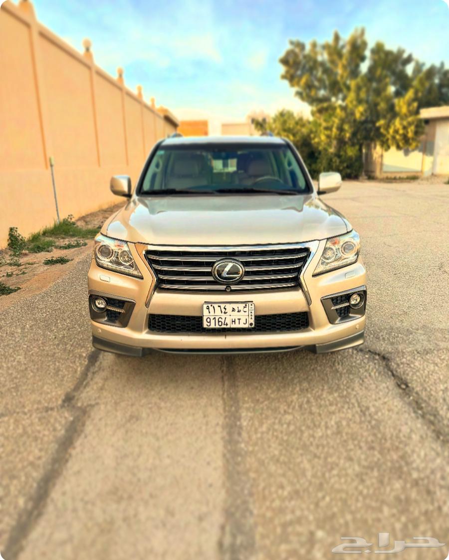 Lexus LX63303856312705112