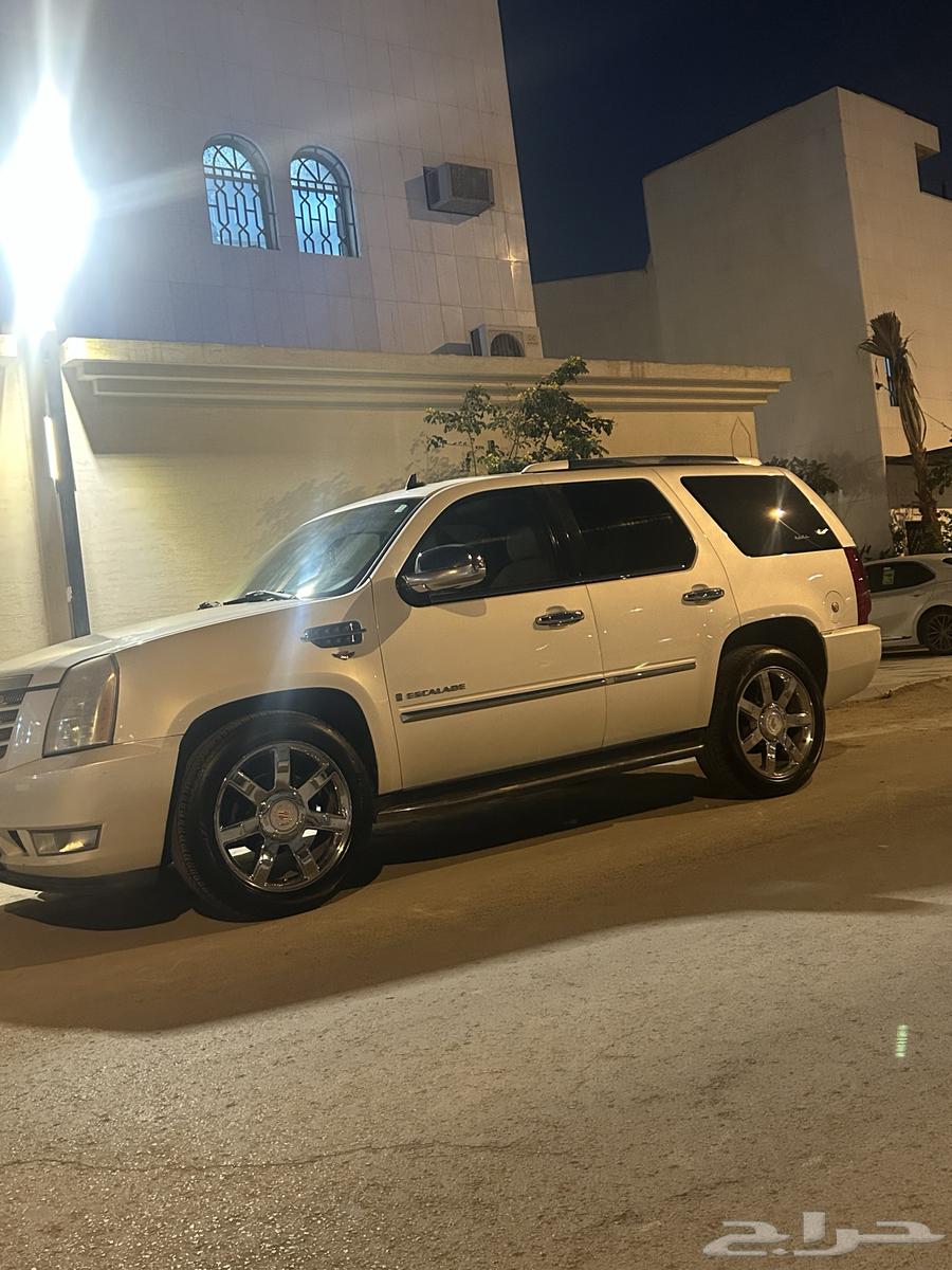 James Escalade 200763303550491011111
