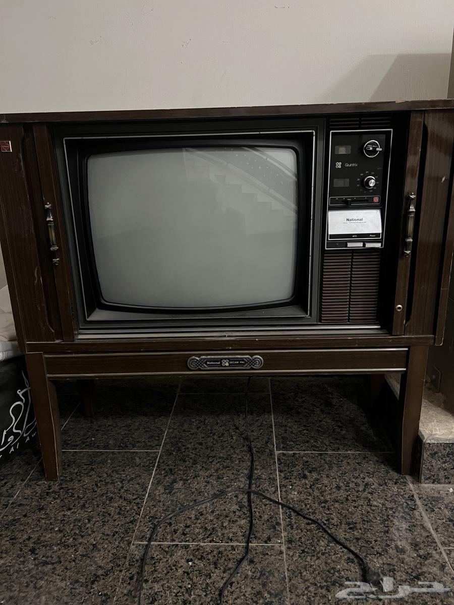 Original vintage National brand TV cabinet with its chair63198842512003112