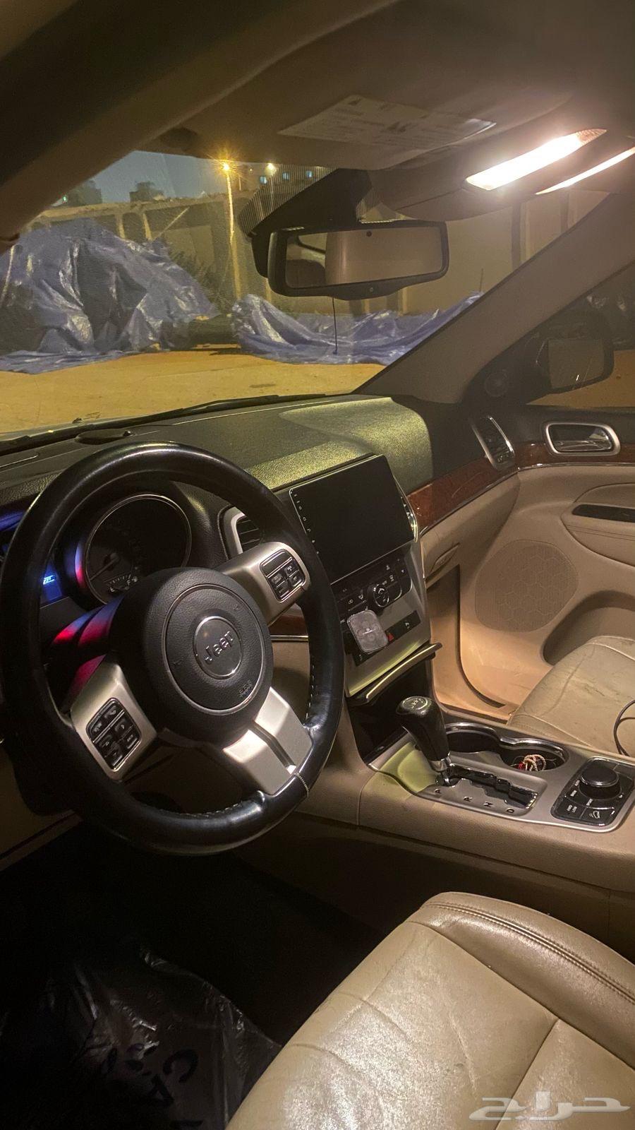 Jeep Cherokee 2011633059685996831128