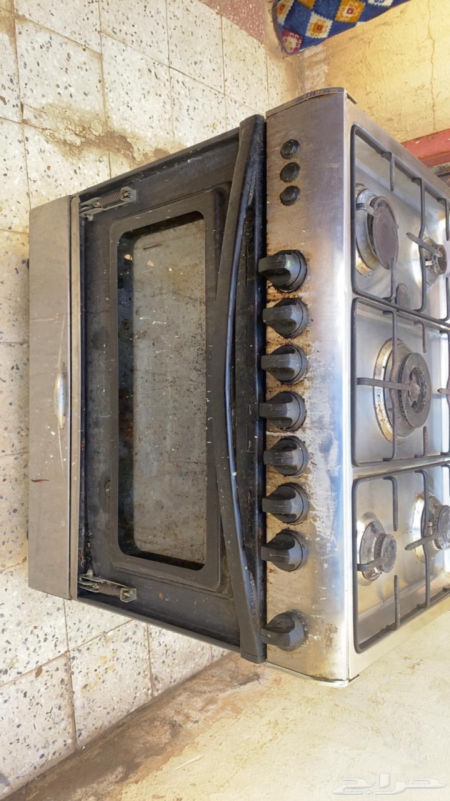 Farhan is working and there is nothing for sale under 100 and above.63517696332419111