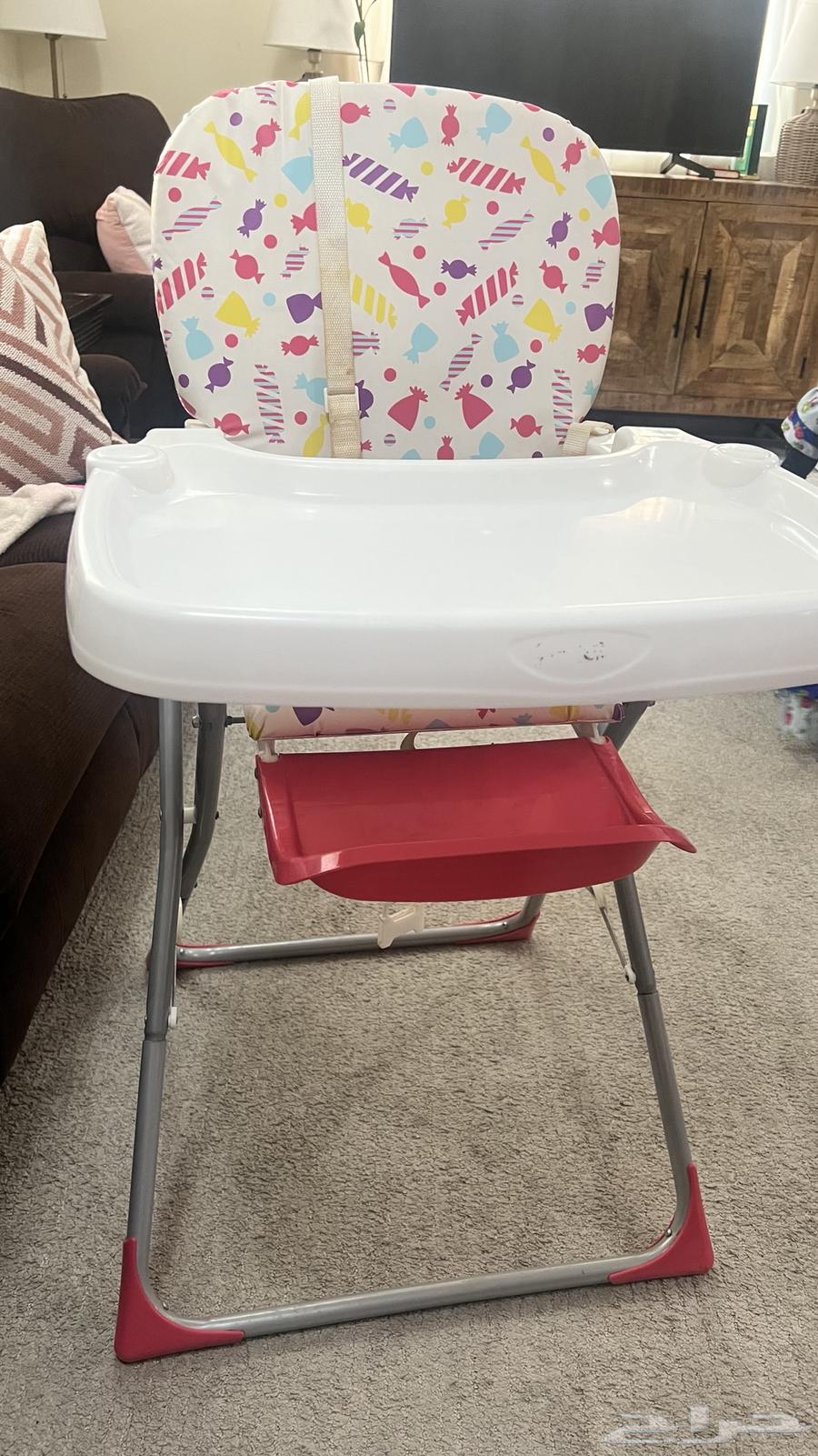 Children's chair  
Children's feeding chair63196865854979110