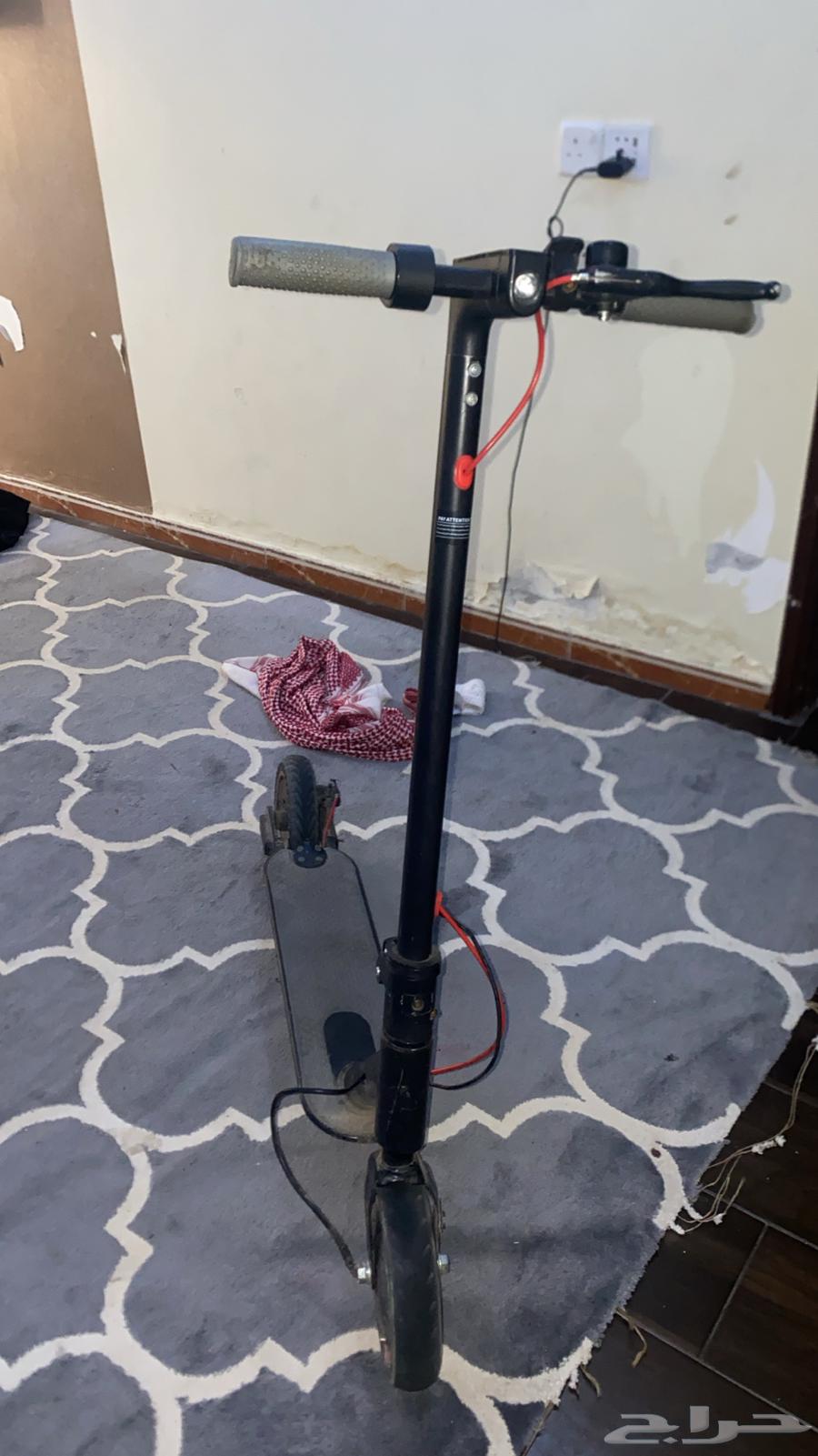 Original electric scooter that reaches 70 and has a speed limiter63207605564034114