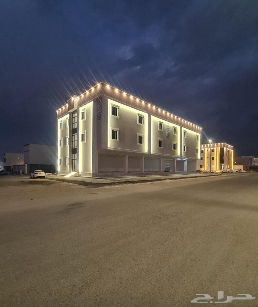 للبيع عمارة تجارية فاخرة حي الوادي حفرالباطن630091642297621125