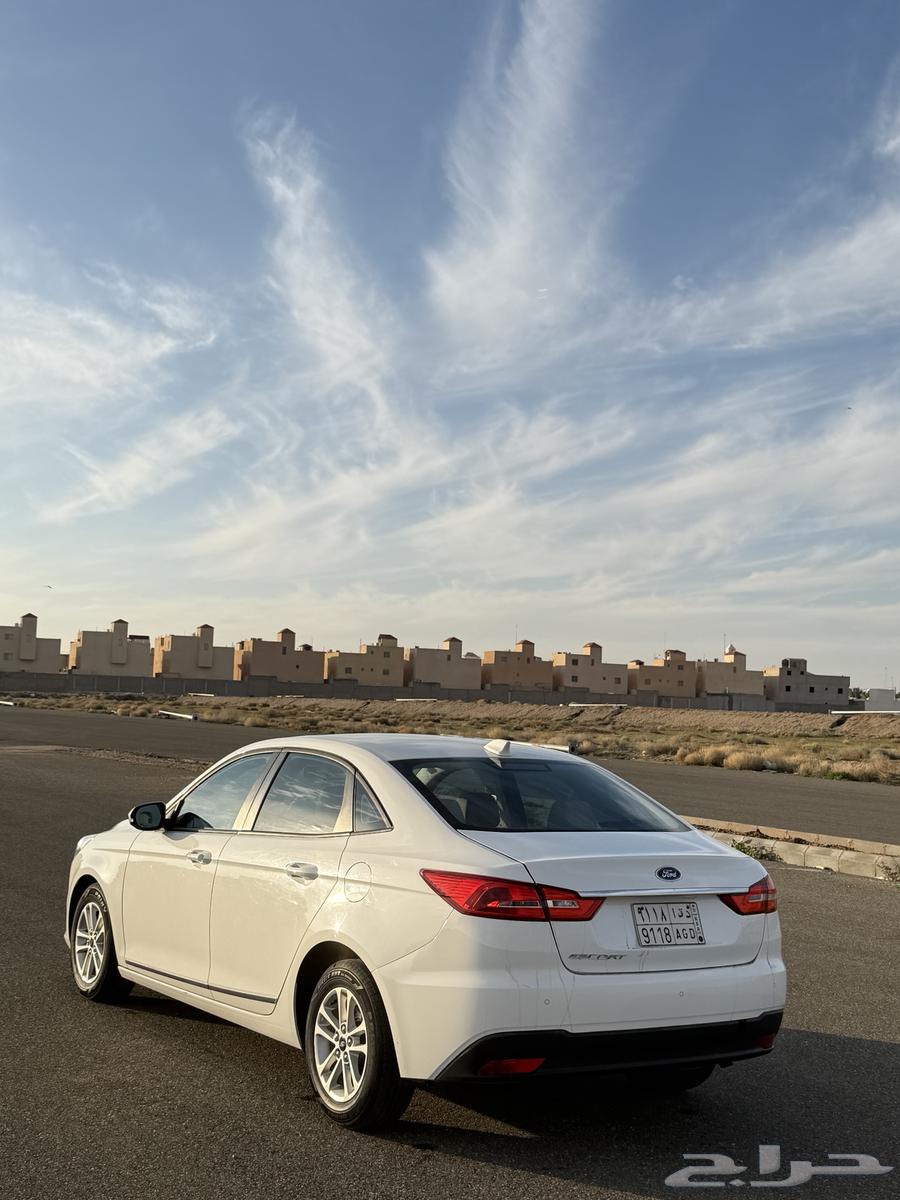 Ford Escort 202063298595782658112